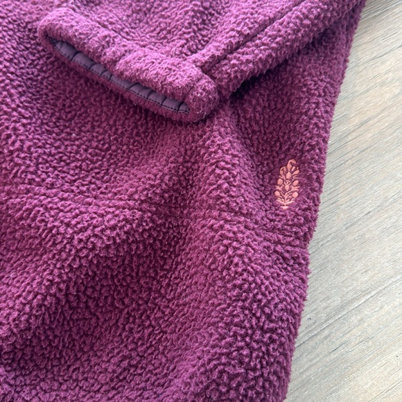 Free People Movement Hit the Slopes fleece jacket in deep maroon - Picture 4 of 6